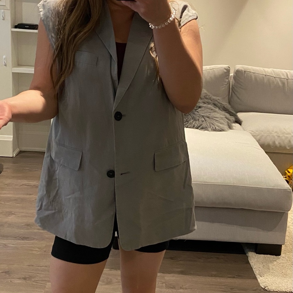 Zara vest